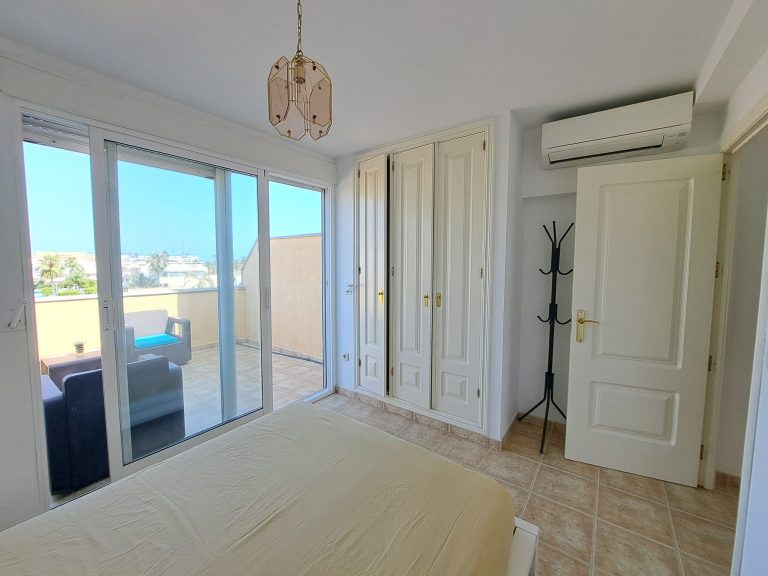 Occasion unique à Dénia : duplex avec terrasses, piscine et à seulement 300 m de la plage — photo 29