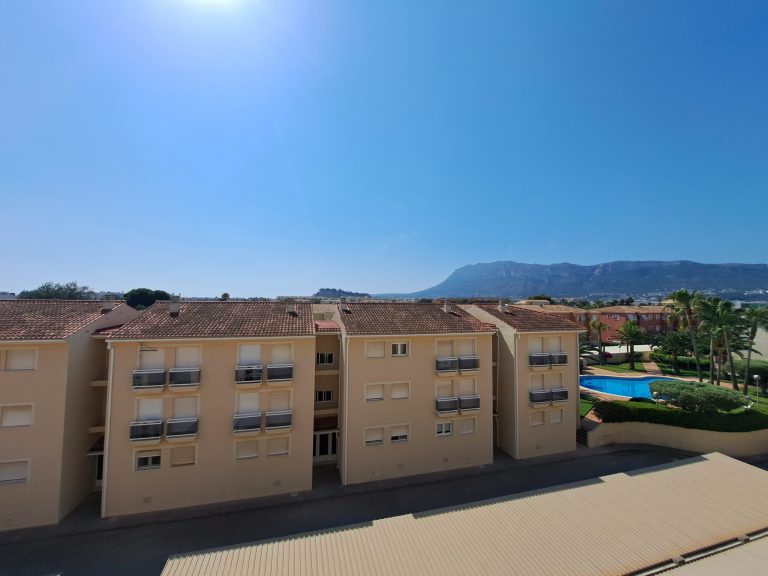 Occasion unique à Dénia : duplex avec terrasses, piscine et à seulement 300 m de la plage — photo 46