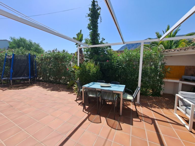 Casa con Alma Mediterránea en el Montgó, Totalmente Renovada. — foto 5