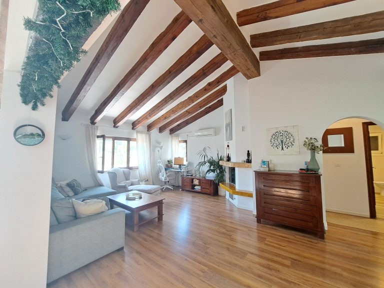 Casa con Alma Mediterránea en el Montgó, Totalmente Renovada. — foto 26