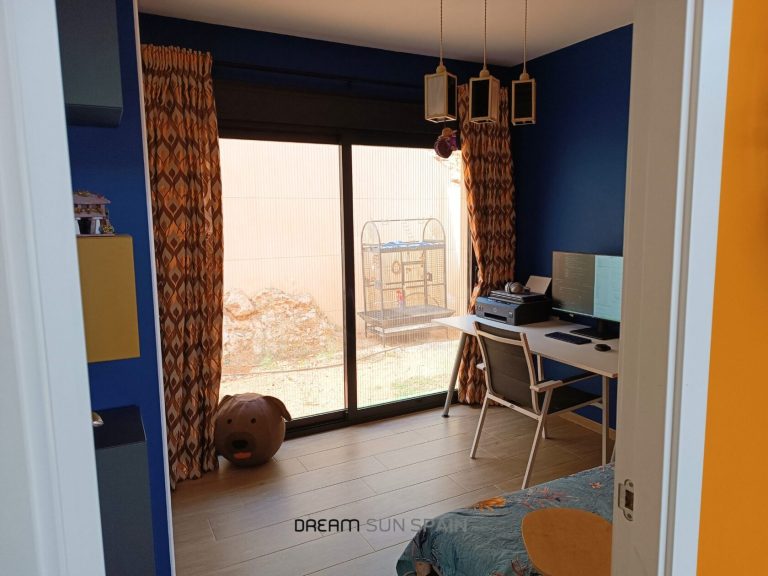 Maison construite en 2020 avec vue sur la mer à Dénia — photo 25