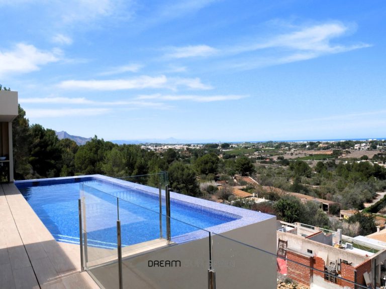 Maison construite en 2020 avec vue sur la mer à Dénia — photo 46