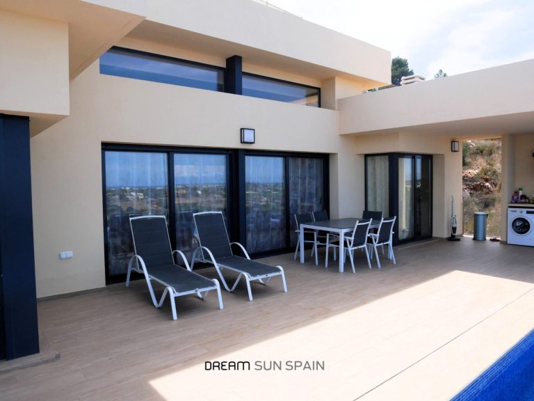 Maison construite en 2020 avec vue sur la mer à Dénia — photo 40
