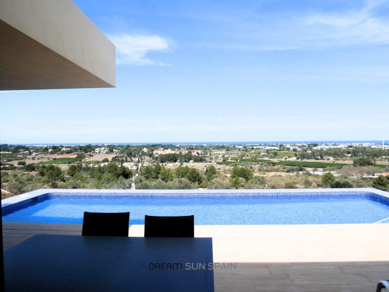 Maison construite en 2020 avec vue sur la mer à Dénia — photo 42