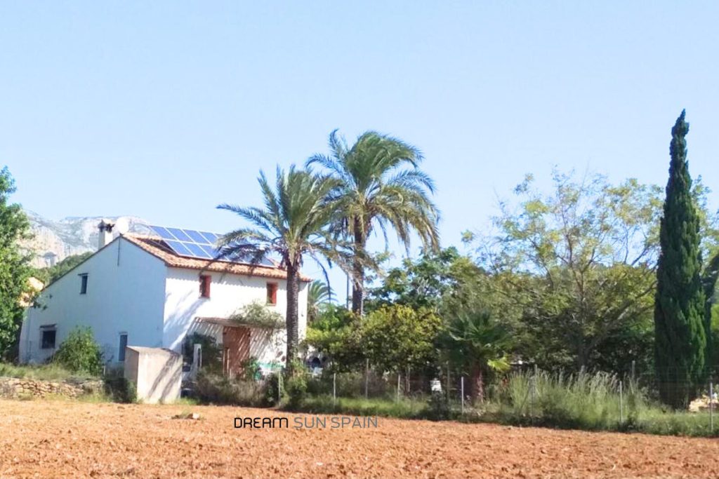 Finca con casa rústica en Jesús Pobre