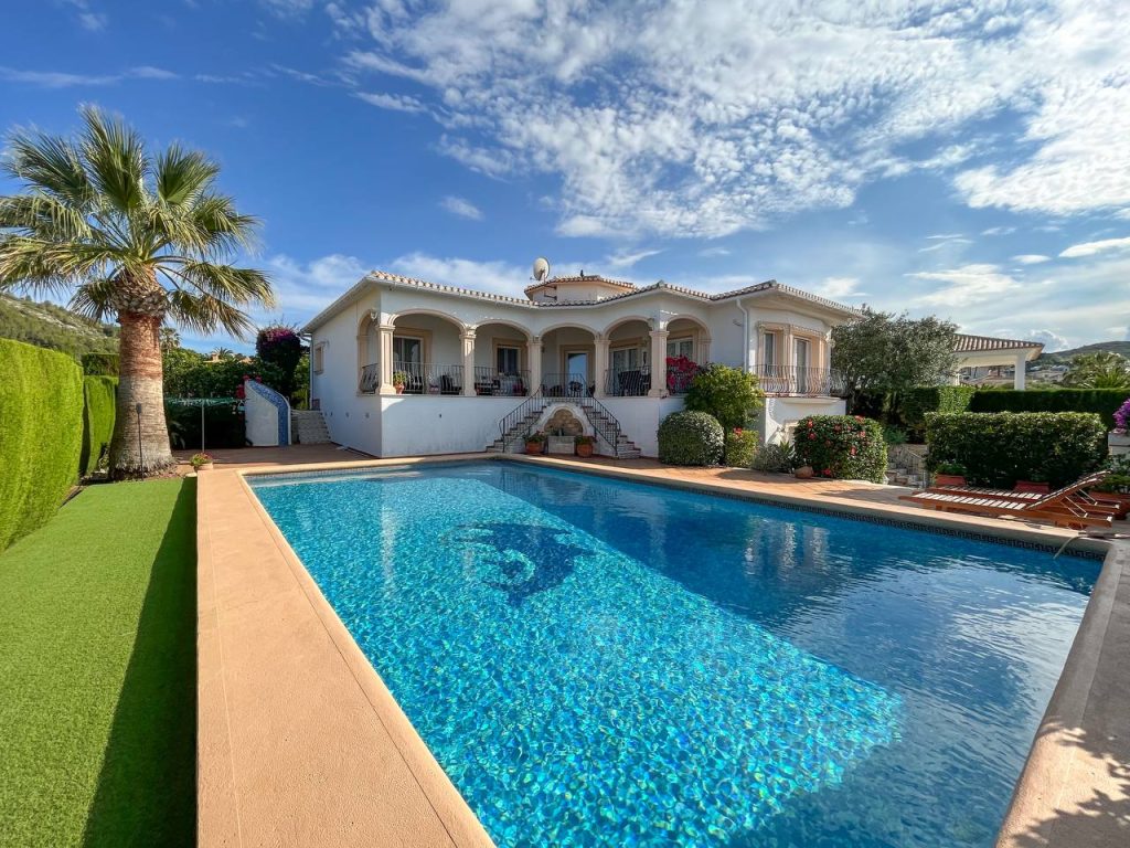 Villa mediterránea con piscina del catálogo de Dream Sun Spain