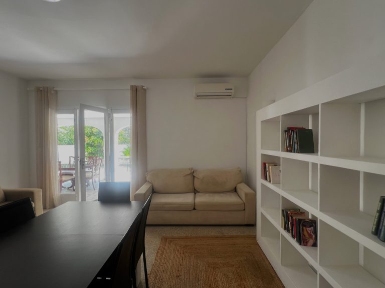 Lumière, espace et mer : maison mitoyenne avec terrain privé à quelques pas de la plage. — photo 10