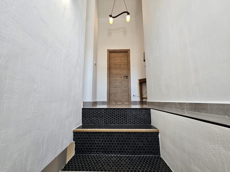 Maison coloniale de luxe dans le centre d’Ondara : un bien unique avec patio privé. — photo 54