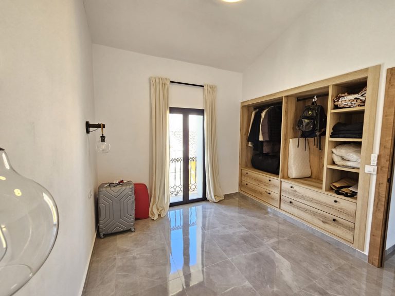 Maison coloniale de luxe dans le centre d’Ondara : un bien unique avec patio privé. — photo 62