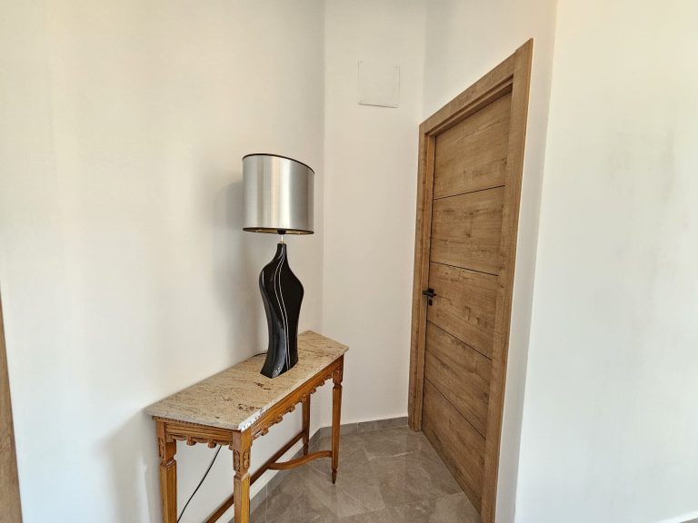 Maison coloniale de luxe dans le centre d’Ondara : un bien unique avec patio privé. — photo 69